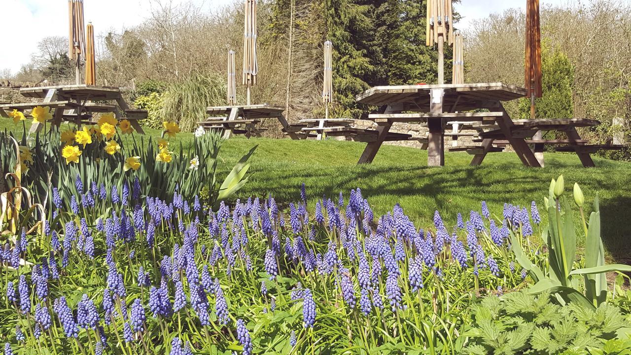 Horse And Groom Moreton-in-Marsh ภายนอก รูปภาพ