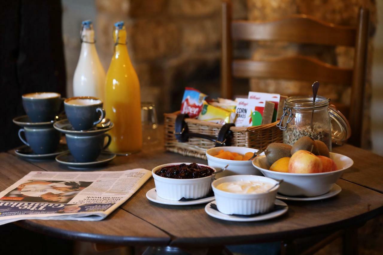 Horse And Groom Moreton-in-Marsh ภายนอก รูปภาพ