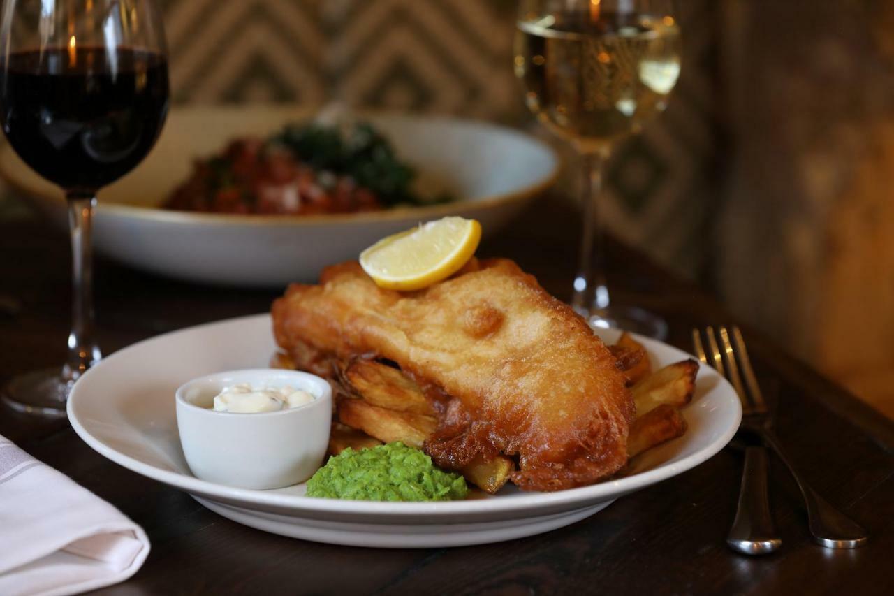 Horse And Groom Moreton-in-Marsh ภายนอก รูปภาพ